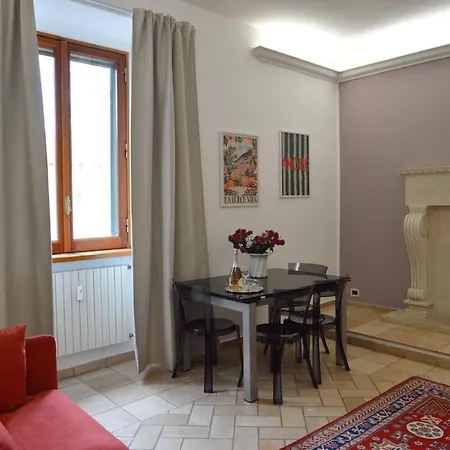 Casa Iulia - Raffinata Dimora Nel Cuore Di Ρώμη